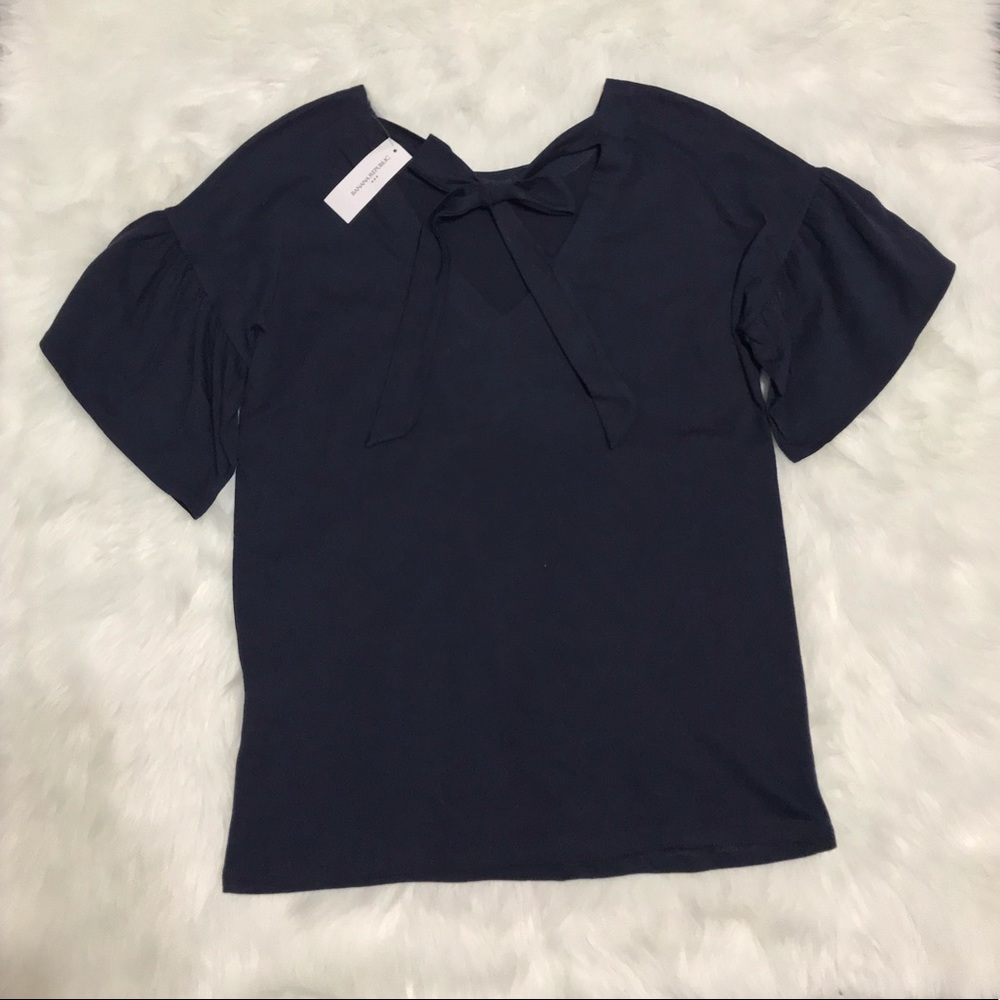 Banana Republic Tie back designer Blouse